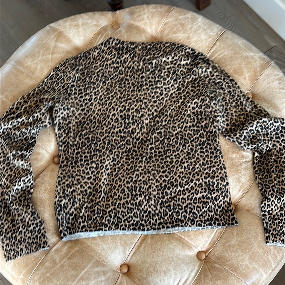 J. Crew Leopard Print Knit Pullover Light-Weight Sweater Size L